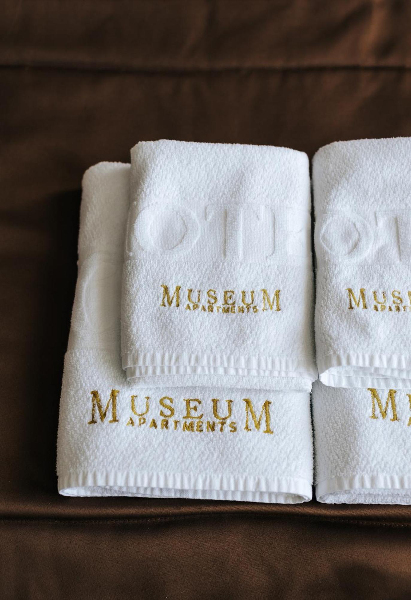 Museum Apartment *
